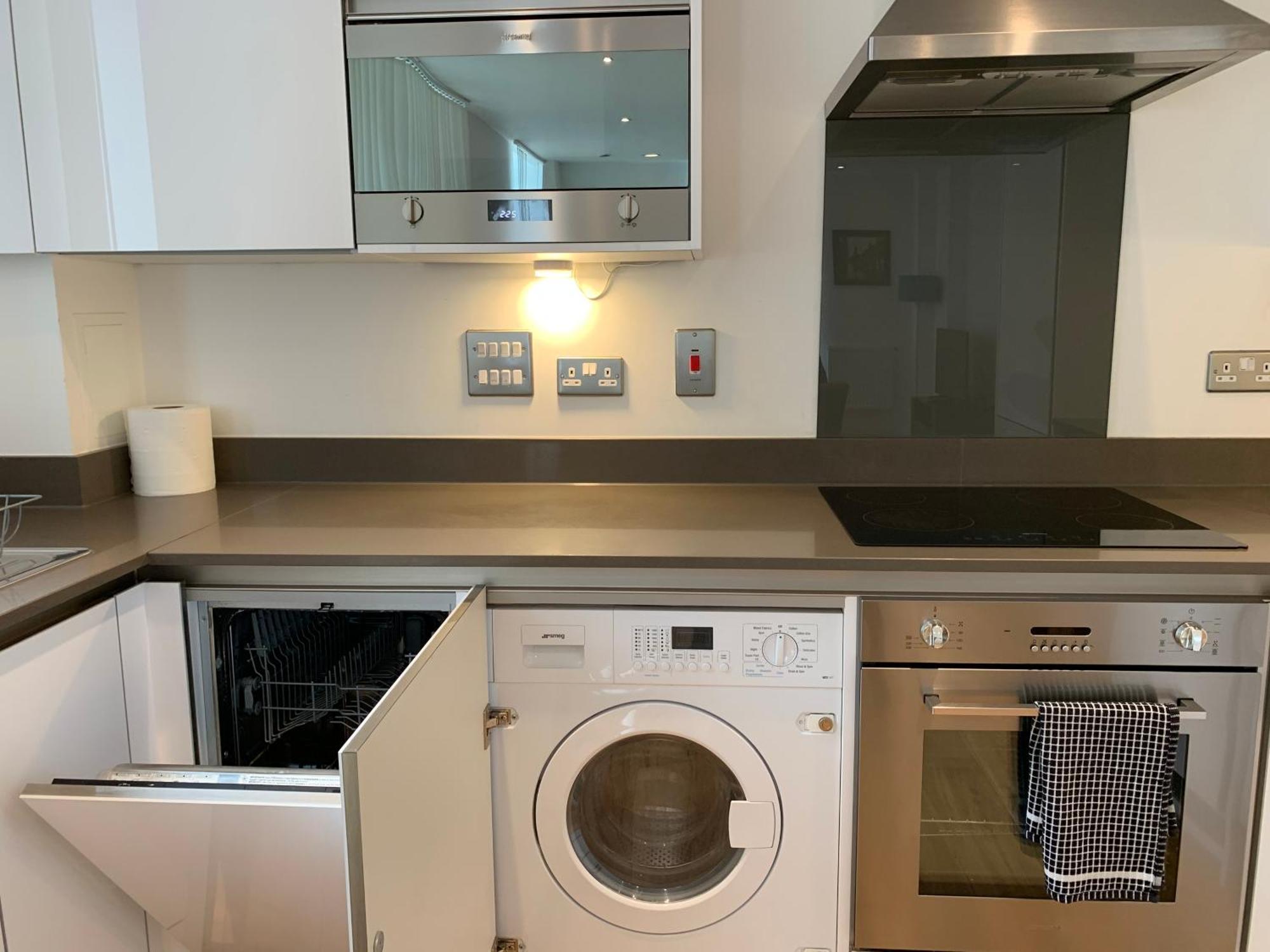 Modern London Excel 2 Bedrooms 2 Bathrooms, Parking, Kitchen, Lounge, Balcony Apartment Exterior photo